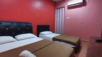 Free WiFi, bed sheets