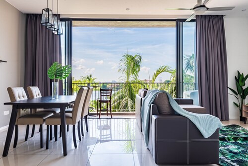 Dream City By Himmel