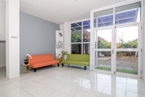 Khu tiếp khách ở sảnh