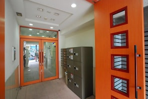 Property entrance - Terry's Apartment Namba South I V02B (Osaka)