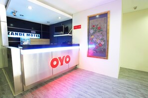 Reception - OYO 822 Zande Motel Kuala Selangor (Kuala Selangor)