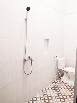 Shower, towels, soap, shampoo