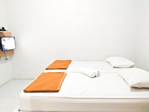 Superior Twin Room - De Cengger Guest House (Malang)