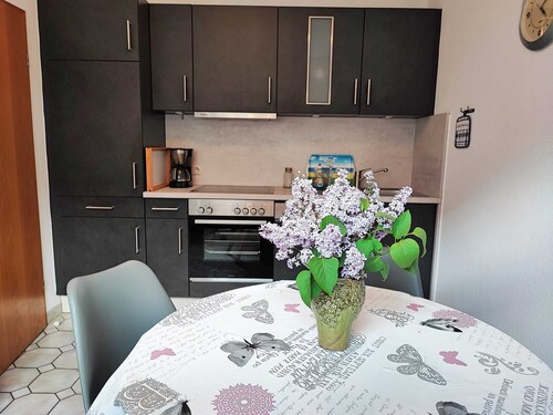 House Lug on the sea