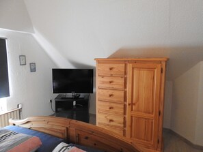 3 Schlafzimmer, Bügeleisen/Bügelbrett, Reisekinderbett, WLAN