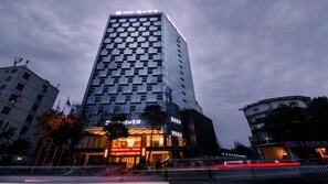 Exterior - Chengdu Boyun Jinjiang Hotel (Chengdu)