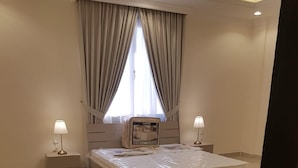 Room - Muhanna Al Senafi (Al Khiran)