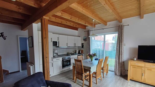 Køleskab, mikrobølgeovn, ovn, opvaskemaskine