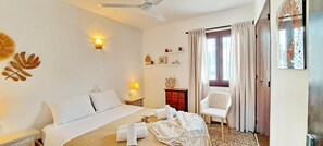 3 bedrooms, iron/ironing board, WiFi - Villa Sol by Solidays - Moraira, Costa Blanca (Moraira)