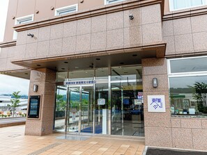 숙박 시설 입구