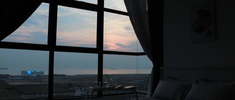 2 soverom, strykejern/-brett, wi-fi og sengetøy