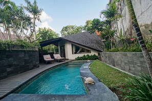 Outdoor pool - Villa at Umalas with quiet area perfect for holiday (North Kuta)