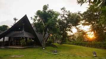 Enceinte de lâhĂ©bergement