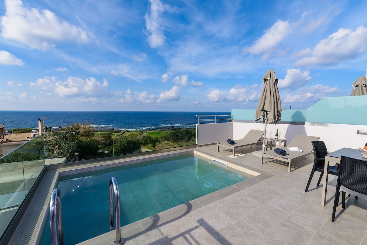 Exclusive Apartment, Private Pool | Balcony view
