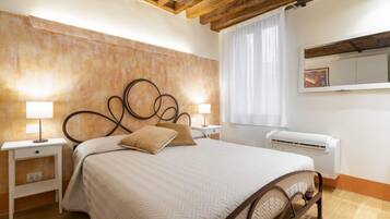 Apartamento, 2 quartos | 2 quartos, ferros/tábuas de passar roupa, berços (sobretaxa)