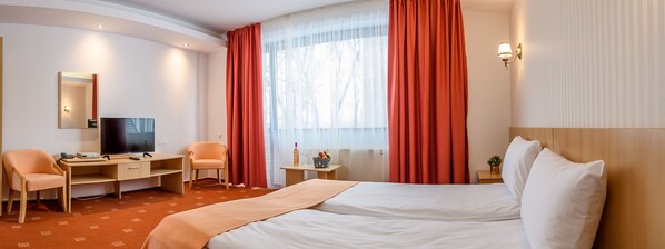 Dobbelt- eller tomannsrom – basic | Wi-fi (inkludert)