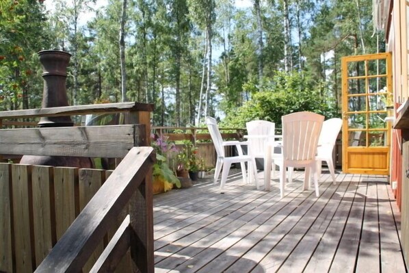 Casa, 2 habitaciones | Terraza o patio