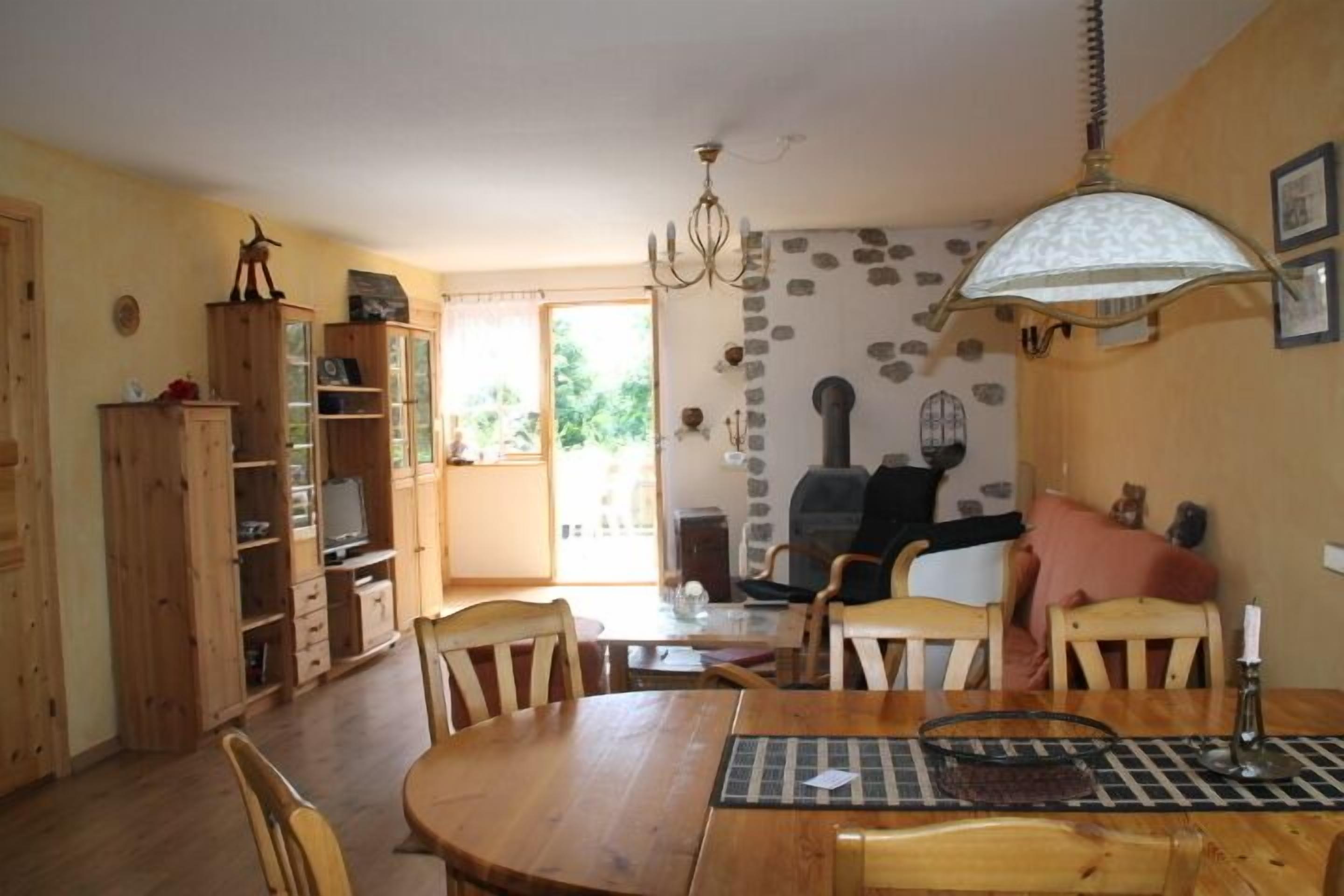 Maison, 2 chambres | Restauration dans la chambre