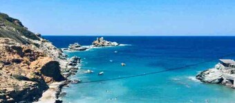 "Eleni" Sea View Luxury Apartment in Mades