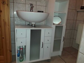 Unclassified image, 5 of 10, button