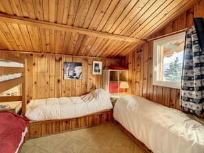 4 bedrooms