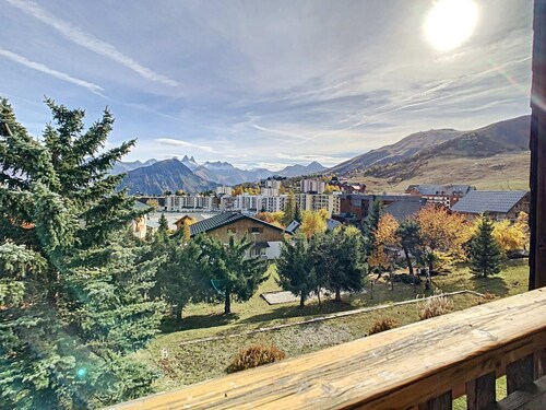 Duplex 150m², 10 pers, proche pistes, chalet équipé