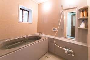 Bathroom - Roof top House Benten USJ (Osaka)
