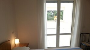 Habitación básica con 1 cama matrimonial o 2 individuales