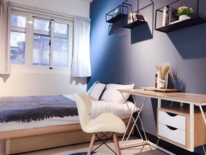 ギャラリー アパートメント (F201) | 客室ごとに異なる装飾、客室ごとに異なるインテリア、デスク、遮光カーテン