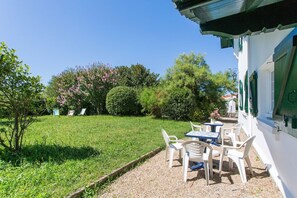Outdoor dining - Bidart - Uhabia plage - Family house (Bidart)