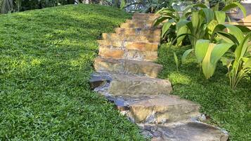 Jardines del alojamiento