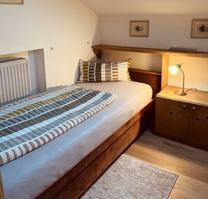 1 bedroom, Internet, bed sheets