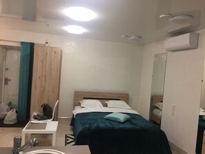1 habitación, wifi y ropa de cama 