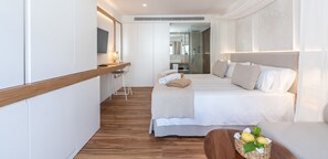 Junior Studio Suite, Terrace | Premium bedding, memory foam beds, in-room safe, individually decorated - Ynaira Hotel & Spa (Ariany)