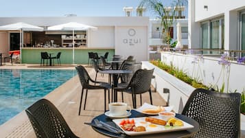 Daily buffet breakfast (EUR 12 per person)