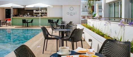 Frokostbuffé hver dag (EUR 12 per person)