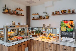 Daily buffet breakfast for a fee