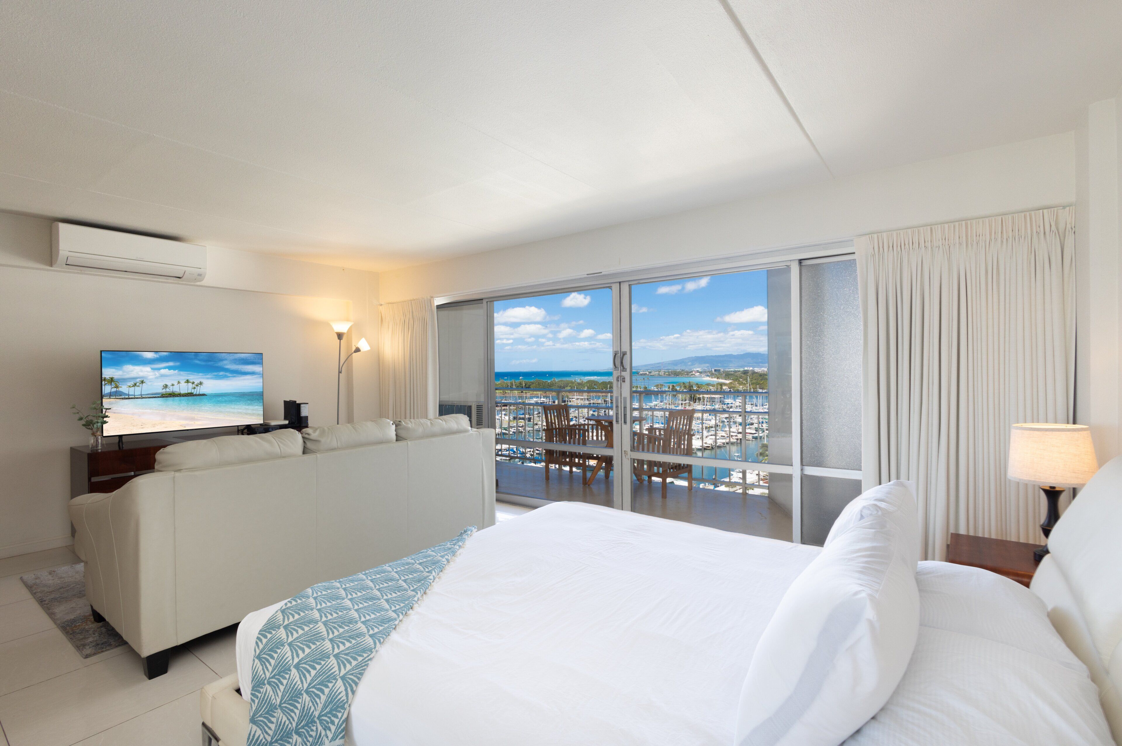 1 chambre, fer et planche à repasser, accès au Wi-Fi (inclus)