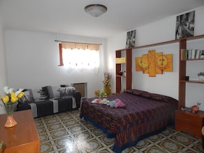 1 غرفة نوم وملاءات أسرّة