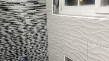 House | Bathroom | Shower, towels