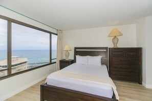 1 chambre, fer et planche à repasser, accès au Wi-Fi (inclus)