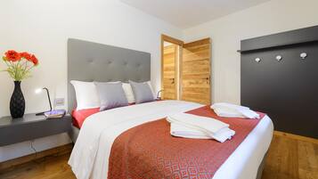 Apartment, 1 Bedroom (4 people) | 1 bedroom, premium bedding, free WiFi