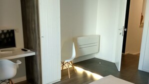 Design Double Room (Fuscelle) - Dimora Mefite Self Check-in (Matera)