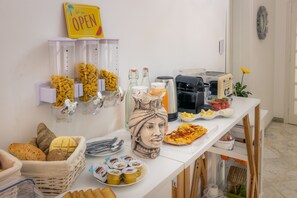 Desayuno buffet incluido todos los días