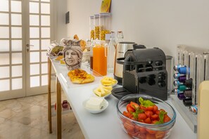 Desayuno buffet incluido todos los días 