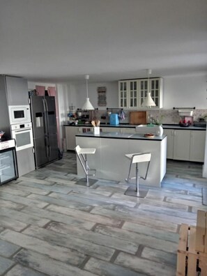 Shared kitchen - Rio Turia B&B (Valencia)
