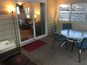 Dining - Longmeadow Ma  3 Bedroom Ranch (Longmeadow)