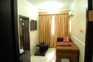 1 habitación y caja de seguridad en la habitación 