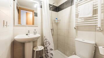Hair dryer, towels