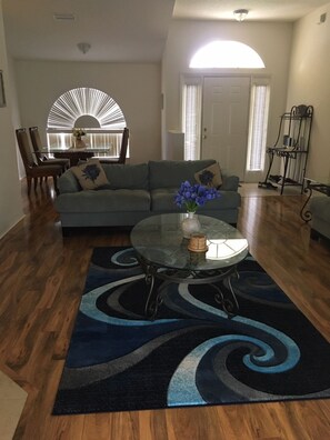 Smart TV - gulf coast haven !!! (Spring Hill)